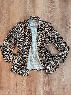 Straight to Hell apparel leopard print women’s button down blouse Size XS